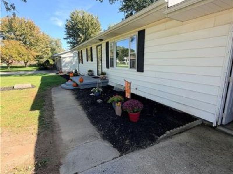5449 Naomi Drive, Greenville Township, OH 45331 Photo 4