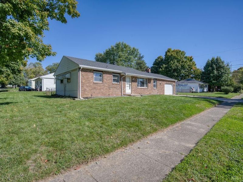 5301 Pickford Drive, Dayton, OH 45432 Photo 3