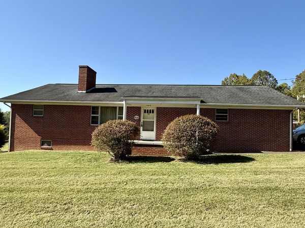 305 Ross Circle, Rogersville, TN 37857