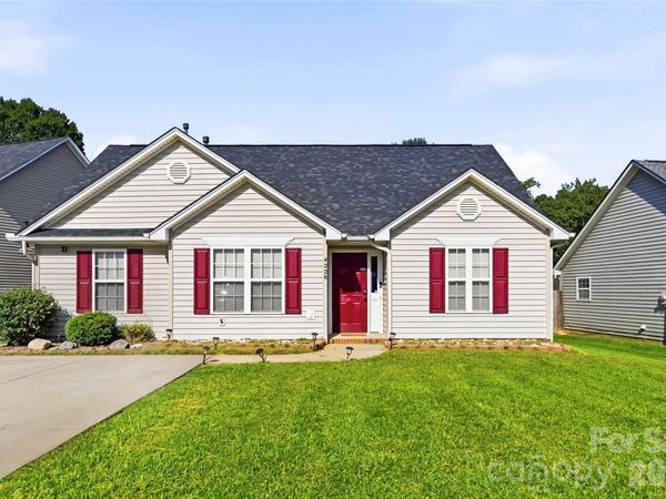 4226 Red Shed Lane , Charlotte, NC 28269