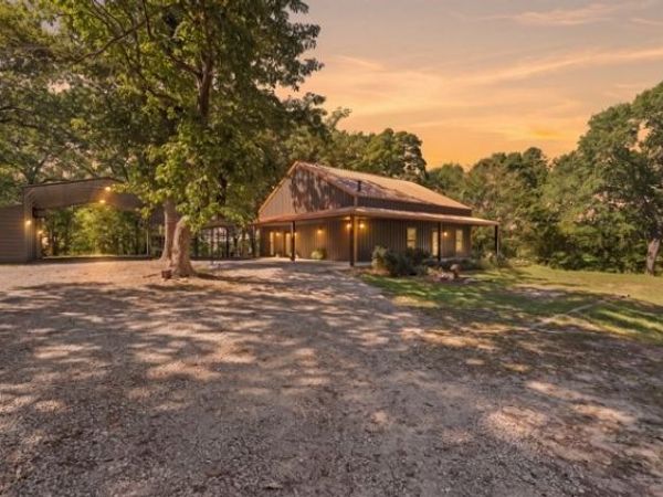 594 Eagle Point Road , Langley, OK 74350