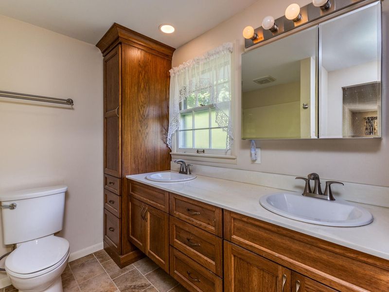 310 Ron Aire Drive, Piqua, OH 45356 Photo 38