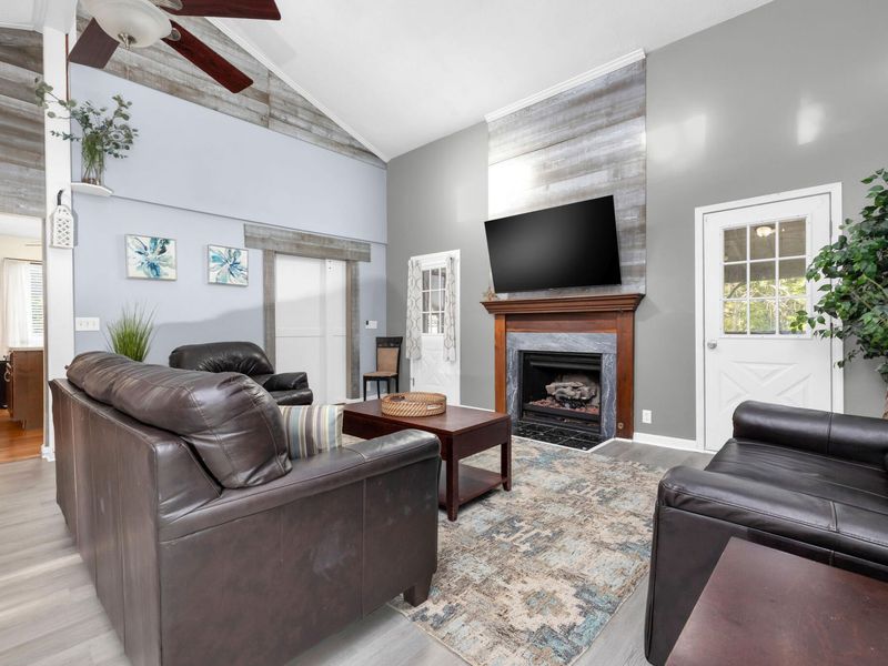 9830 Buckeye Drive, Huntsville, OH 43324 Photo 4