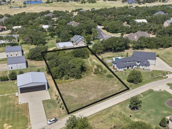 158 Hidden Valley Airpark , Shady Shores, TX 76208