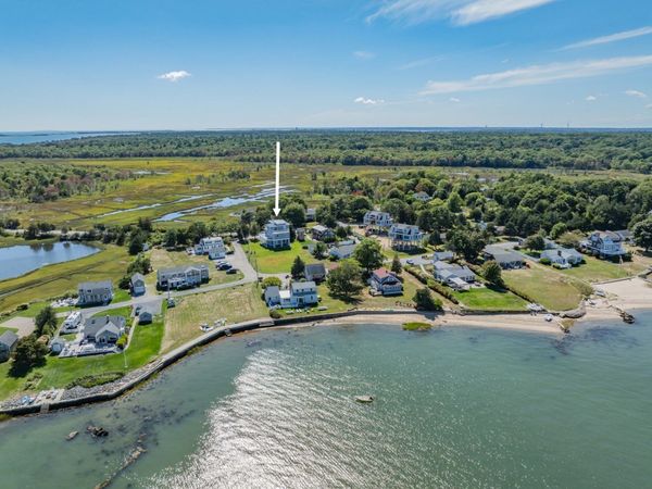 1 Starboard Way, Mattapoisett, MA 02739