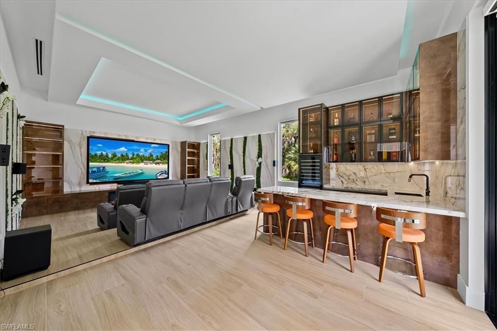 360 3rd St Nw, Naples, FL 34120 Photo