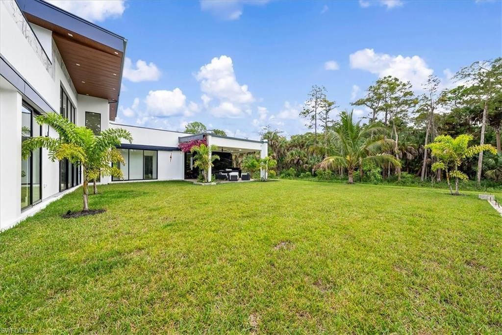 360 3rd St Nw, Naples, FL 34120 Photo