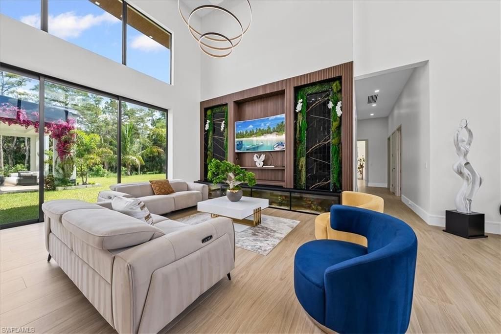 360 3rd St Nw, Naples, FL 34120 Photo
