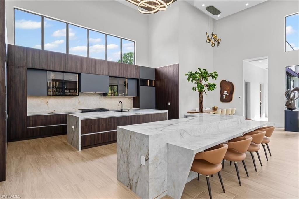 360 3rd St Nw, Naples, FL 34120 Photo