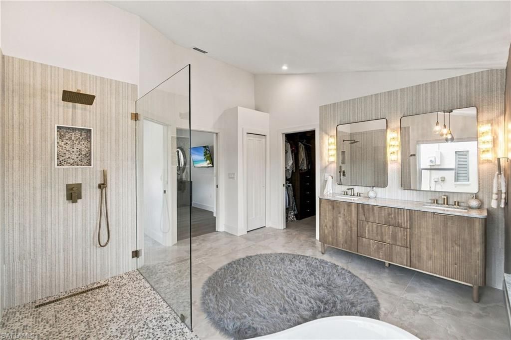28575 Clinton Ln , Bonita Springs, FL 34134 Photo