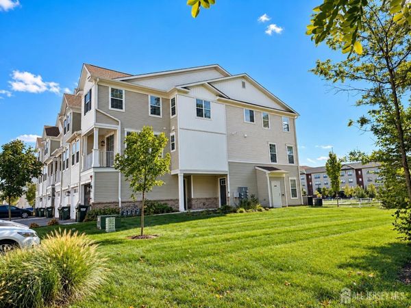 83 Depot Way , Dunellen, NJ 08812