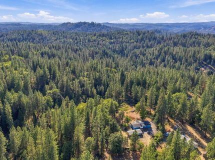 555 Trail Ridge Ln, Colfax, CA 95713 Photo