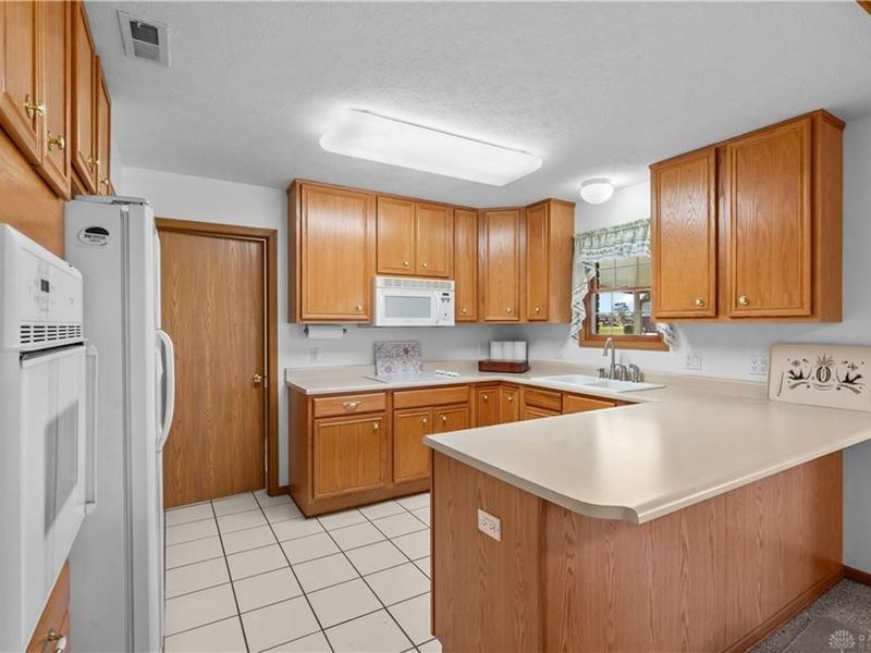 1926 Cattail Point, Moorefield Township, OH 45502 Photo 13