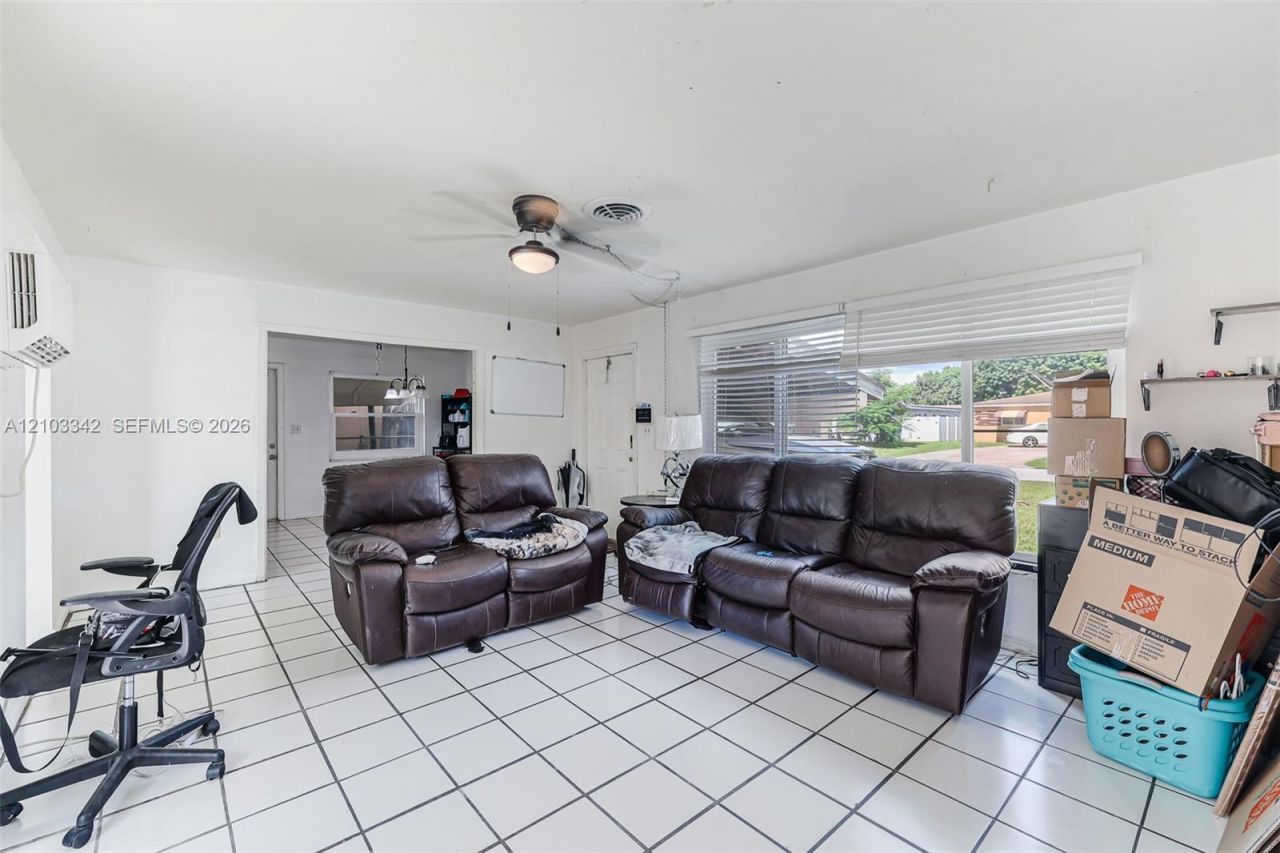 7330 Tropicana St, Miramar, FL 33023 Photo