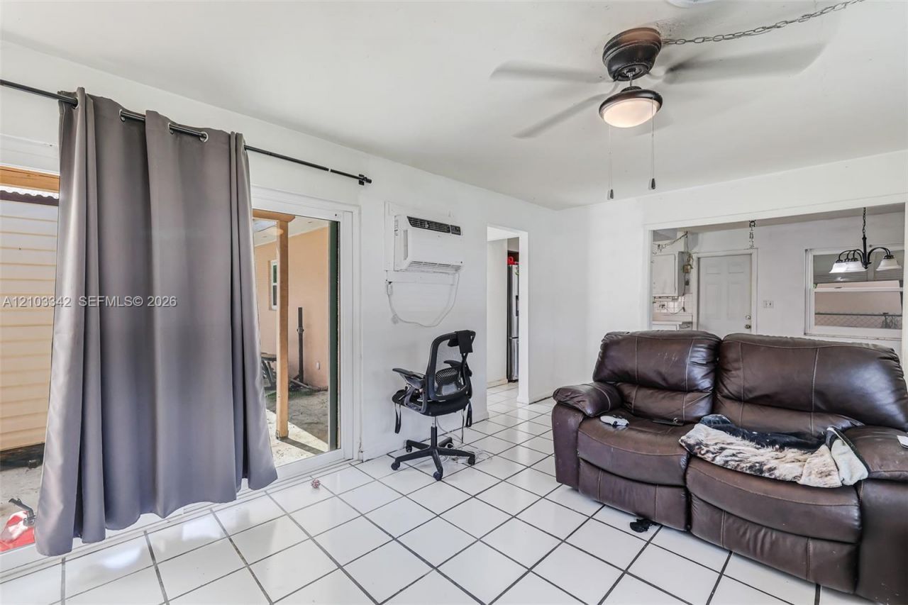 7330 Tropicana St, Miramar, FL 33023 Photo