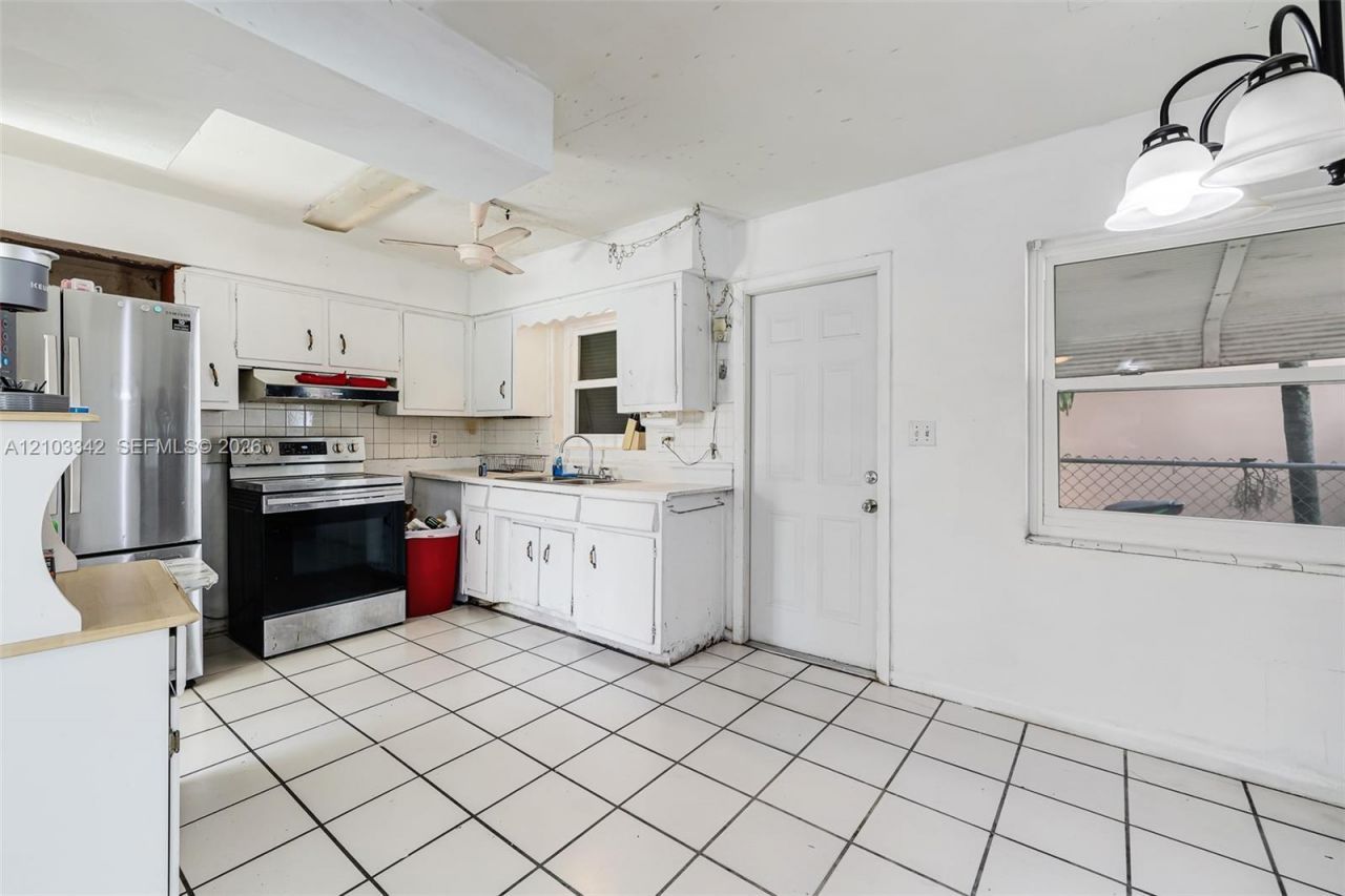 7330 Tropicana St, Miramar, FL 33023 Photo