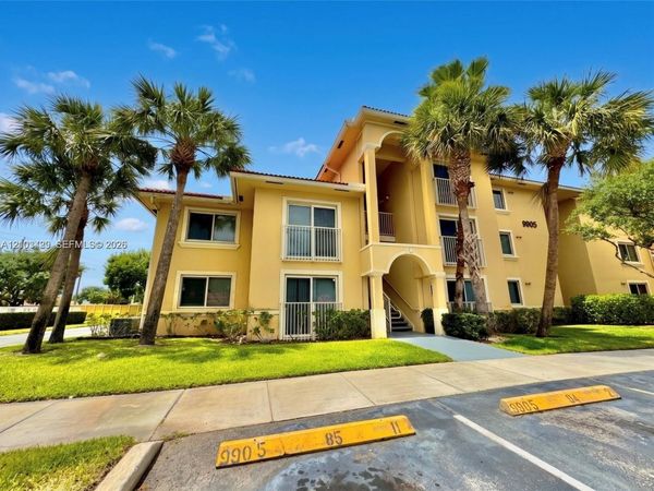 9905 Westwood Dr , Unit 34-3, Tamarac, FL 33321