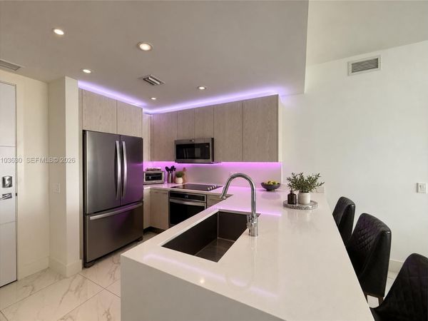 2000 Metropica Way , Unit 2411, Sunrise, FL 33323