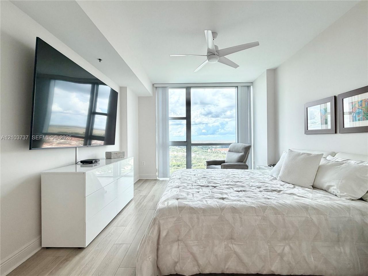 2641 N Flamingo Rd , Unit 2404N, Sunrise, FL 33323 Photo