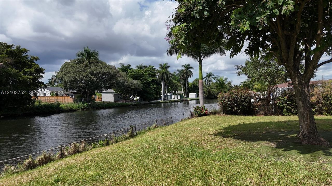 9120 Little River Dr, Miami, FL 33147 Photo