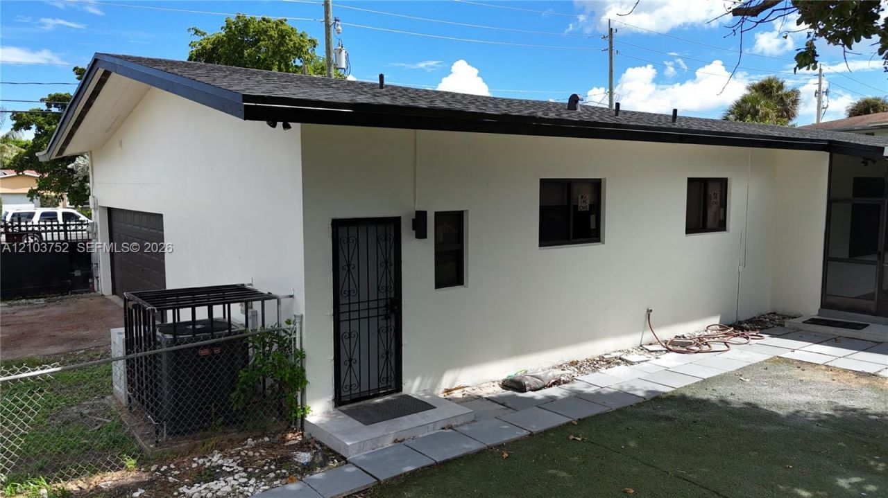 9120 Little River Dr, Miami, FL 33147 Photo
