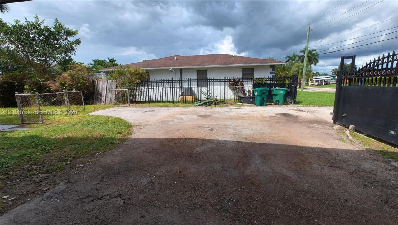 9120 Little River Dr, Miami, FL 33147 Photo