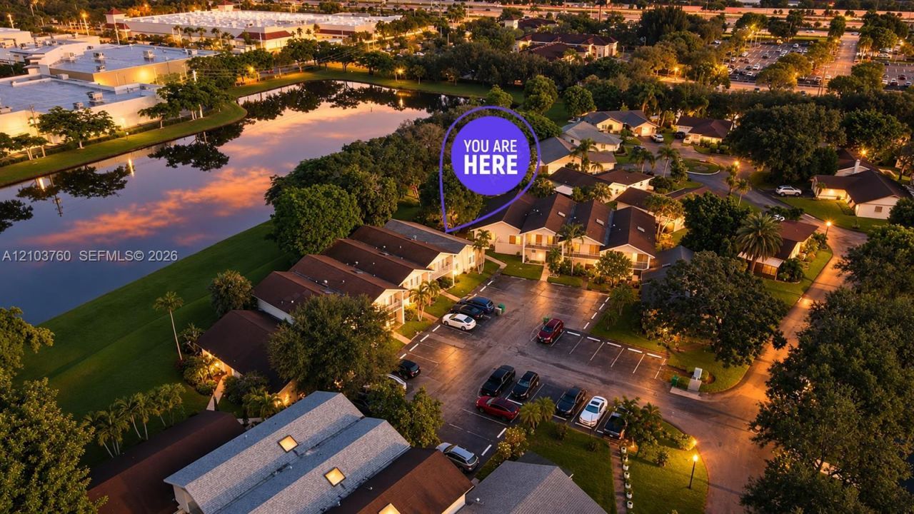 2131 Nova Village Dr , Davie, FL 33317 Photo