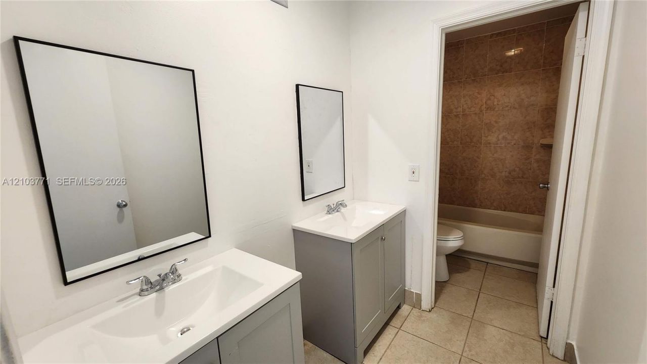 5060 Elmhurst Rd , Unit B, West Palm Beach, FL 33417 Photo
