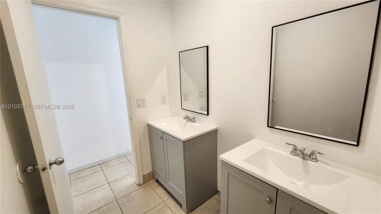 5060 Elmhurst Rd , Unit B, West Palm Beach, FL 33417 Photo
