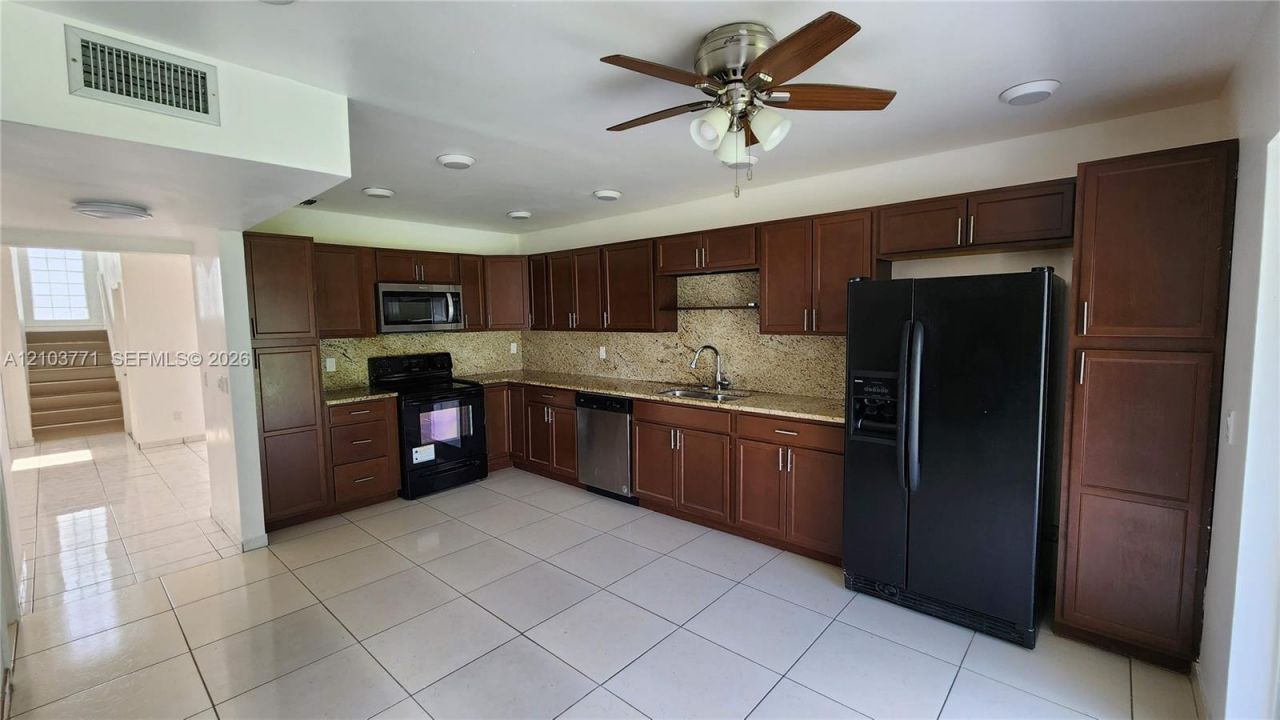 5060 Elmhurst Rd , Unit B, West Palm Beach, FL 33417 Photo