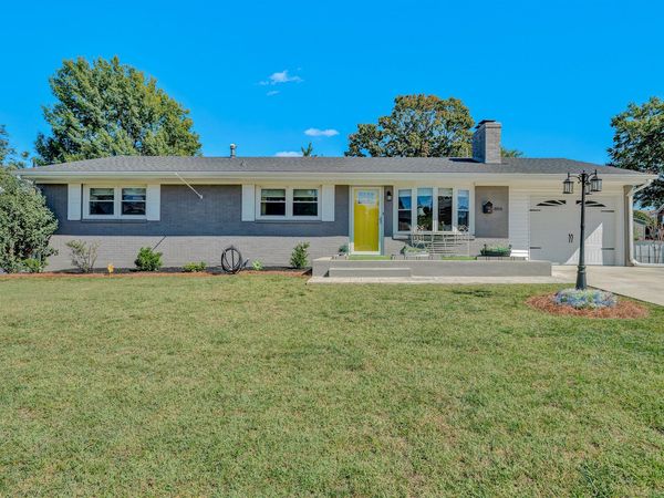 4011 Hazelridge RD NW, Roanoke, VA 24012