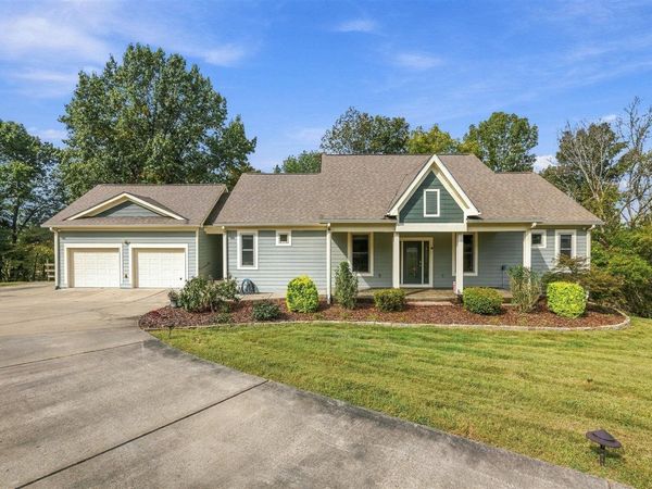 332 Phoenix Drive , Fountain Run, KY 42133