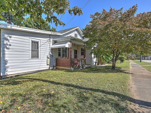 277 Main Street, Bluff City, TN 37618
