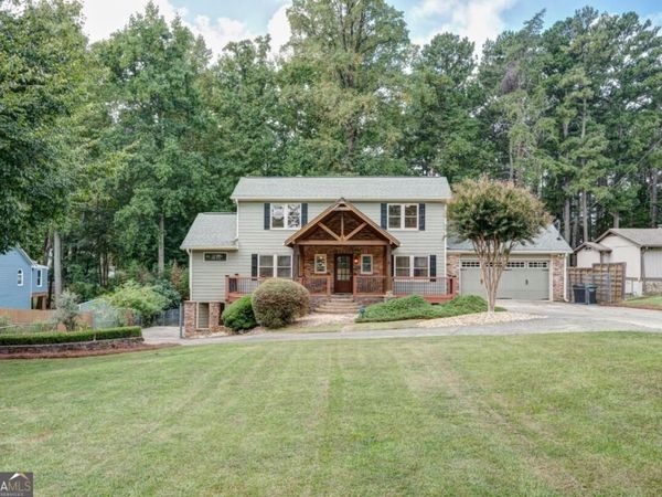 6090 Shadburn Ferry Road, Buford, GA 30518