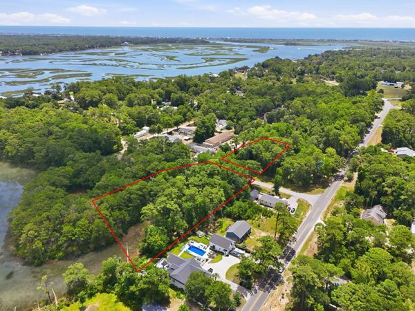 3983 SW Garner St. , Shallotte, NC 28470