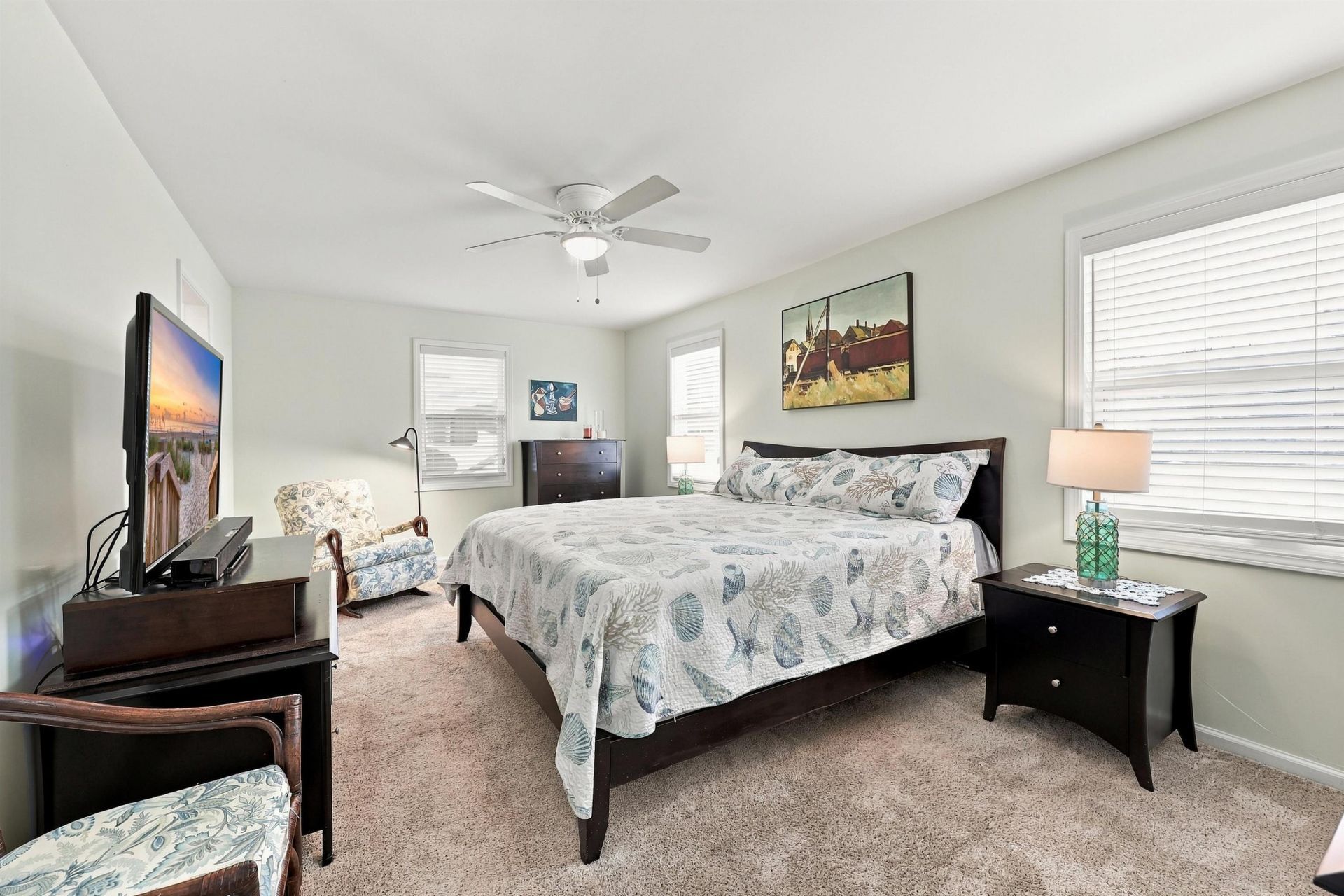 213 N Hollywood Dr. Photo 13