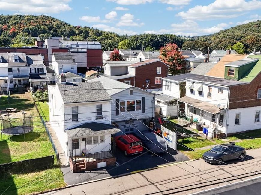 208 S Morris Street , Saint Clair, PA 17970 Main Photo