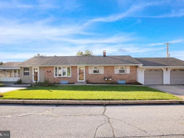 832 FRITZ AVENUE, READING, PA 19607