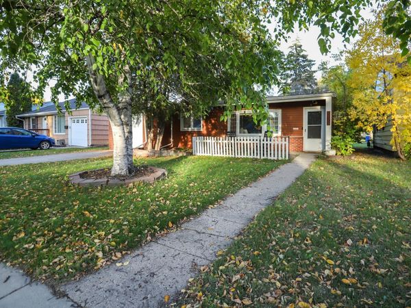 1425 12th Street N, Fargo, ND 58102