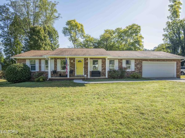 1203 E Woodshire Drive, Knoxville, TN 37922