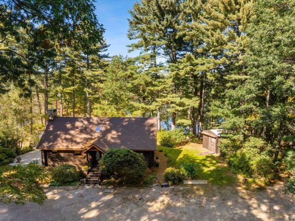 127 Mendon St, Bellingham, MA 02019