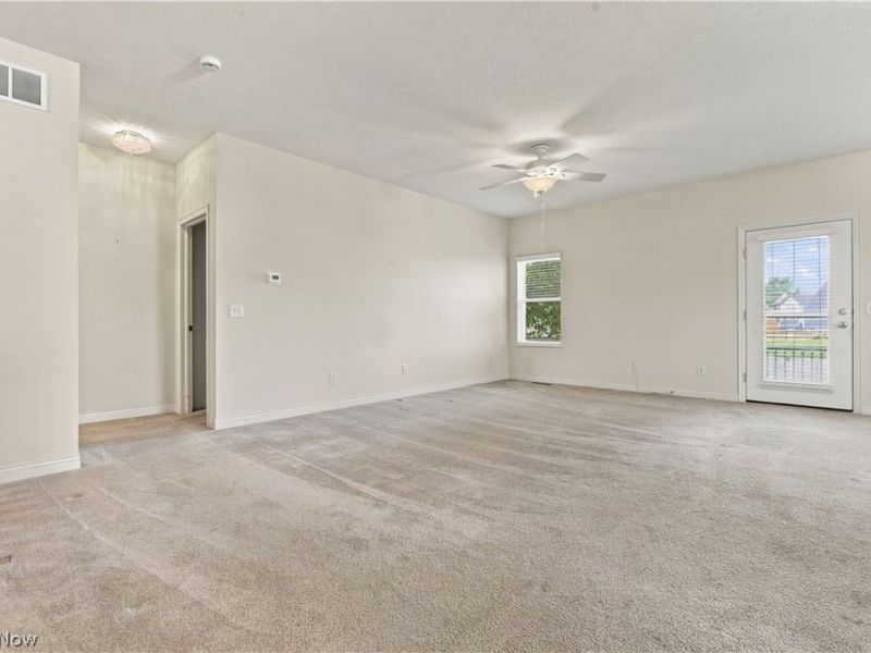 1489 E Quail Run Drive, Newark, OH 43055 Photo 10