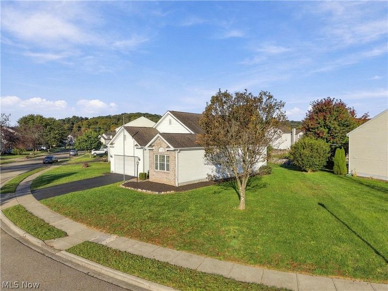 1489 E Quail Run Drive, Newark, OH 43055 Photo 5