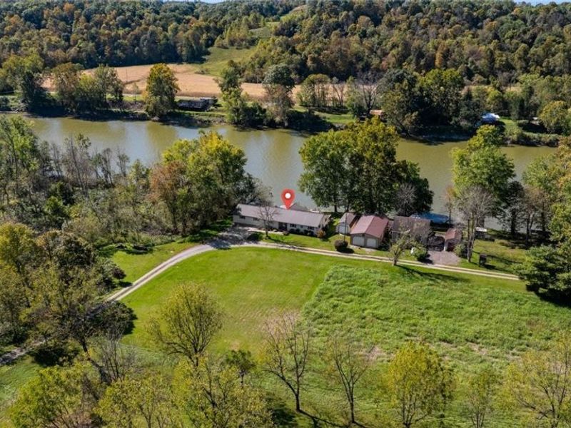 6625 S River Road, Blue Rock, OH 43720 Photo 2