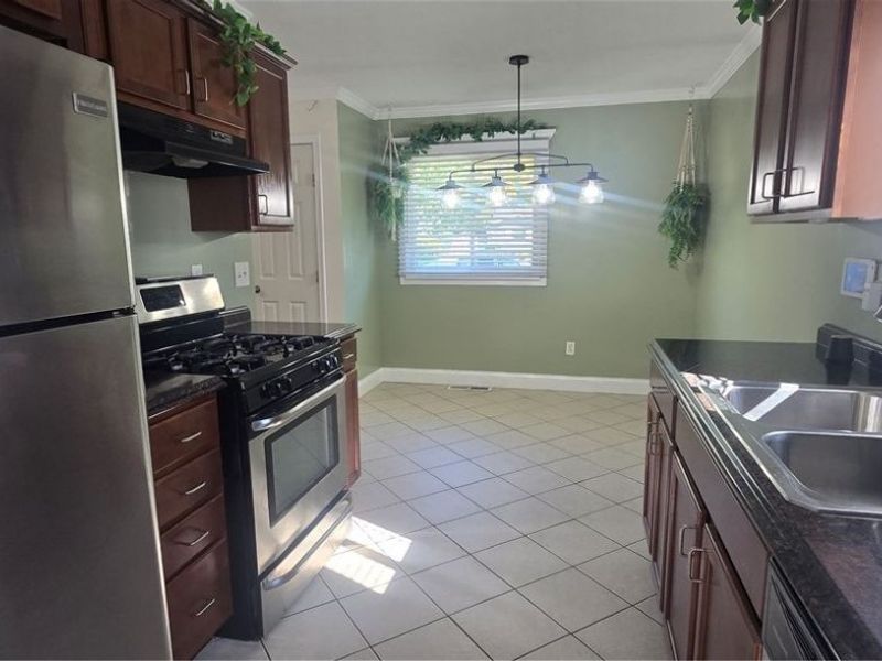 449 Chestnut Drive, Berea, OH 44017 Photo 8