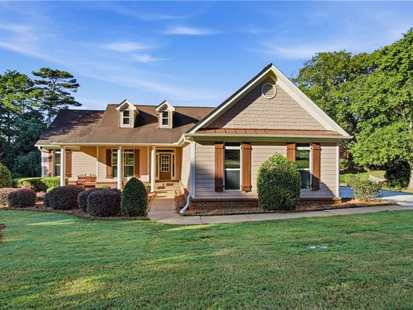 807 Caleb Drive , Winder, GA 30680