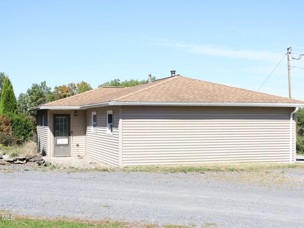988A Township Road, Altamont, NY 12009