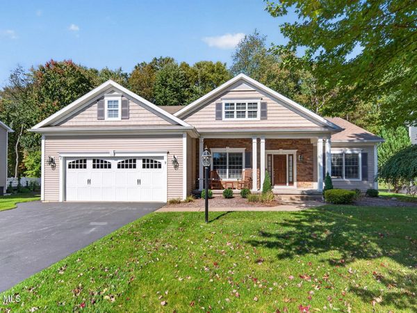 9 Kendra Drive, Clifton Park, NY 12065