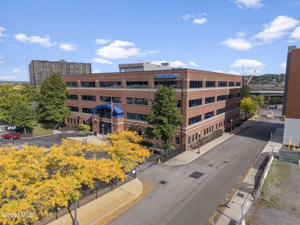 725 Broadway, Albany, NY 12207