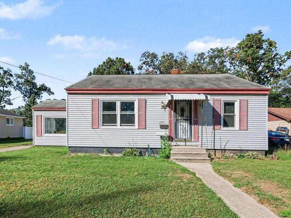 1461 Creston Street, Muskegon, MI 49442